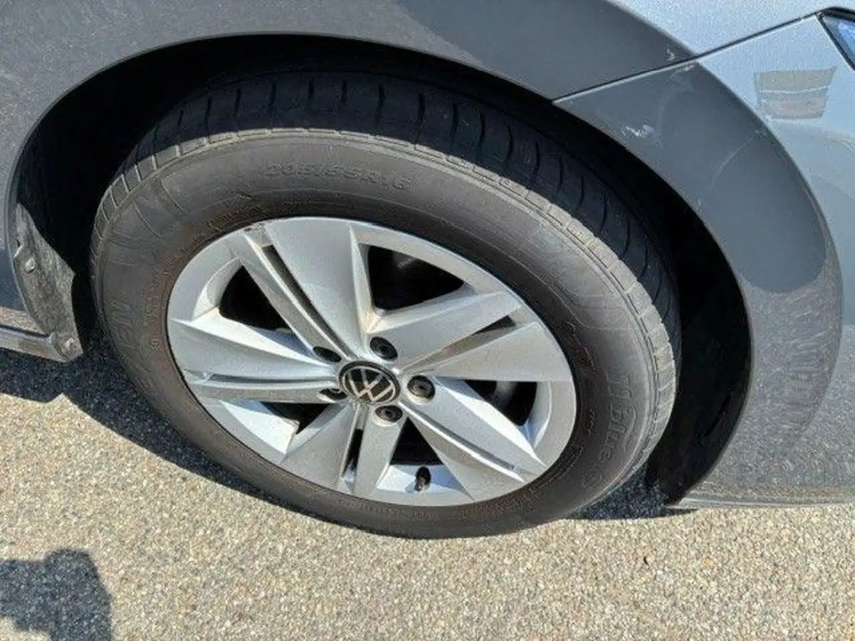 Volkswagen Golf usata a Milano (6)