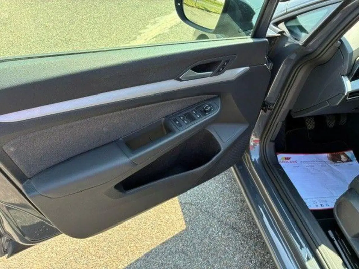 Volkswagen Golf usata a Milano (7)