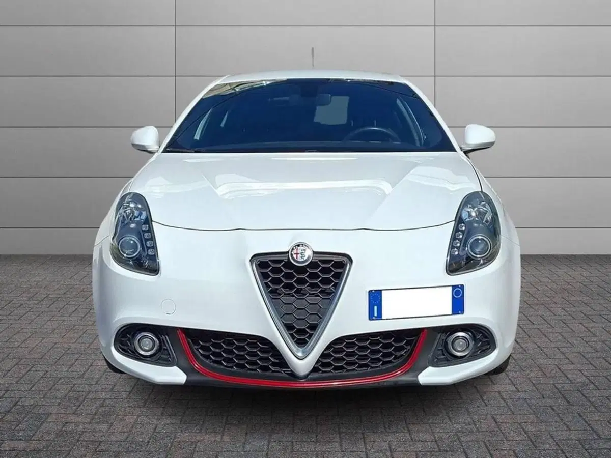 Alfa Romeo Giulietta usata a Torino (3)