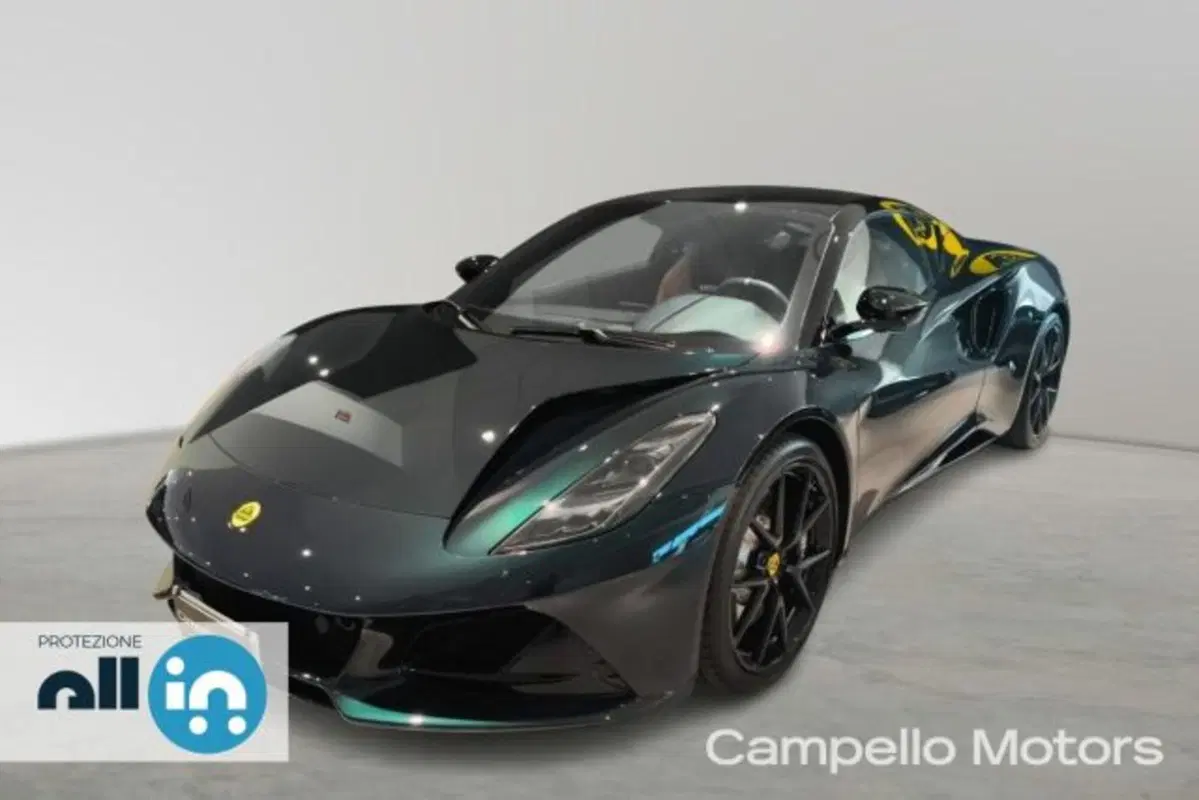 Lotus Emira usata a Venezia (3)