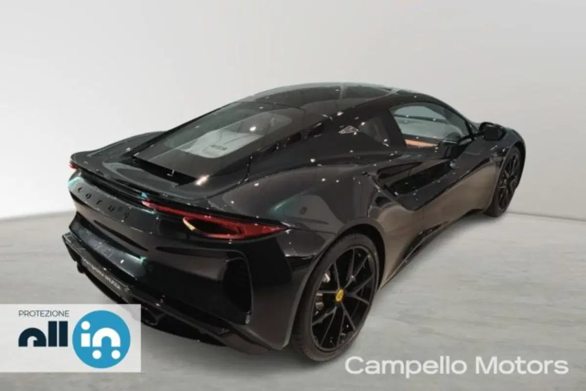 Lotus Emira usata a Venezia (4)