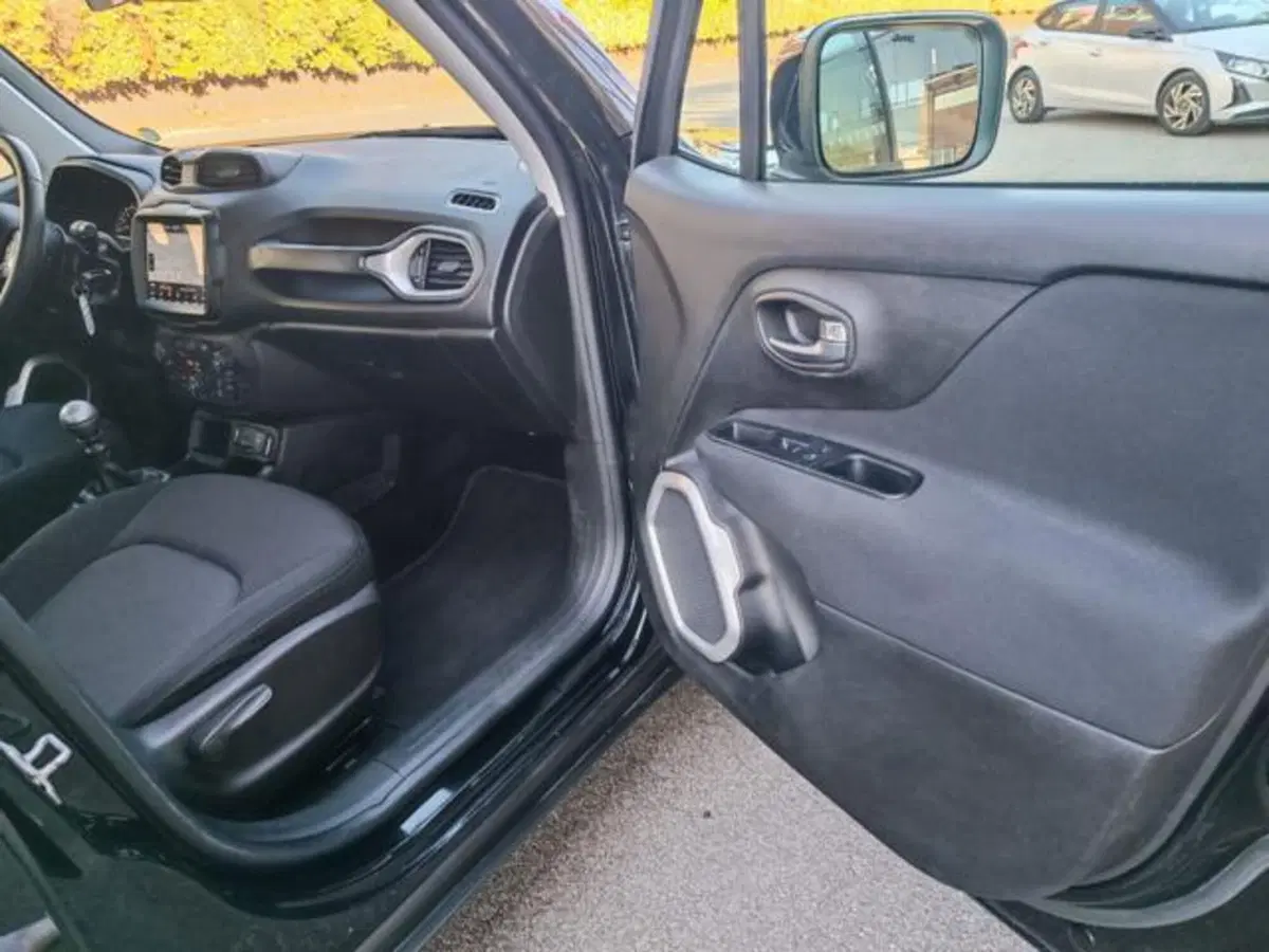 Jeep Renegade usata a Pisa (18)