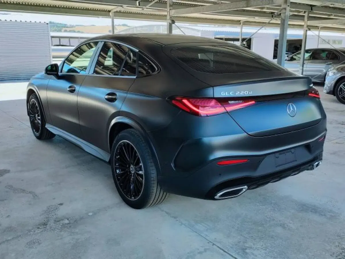 Mercedes-Benz GLC SUV nuova a Teramo (3)