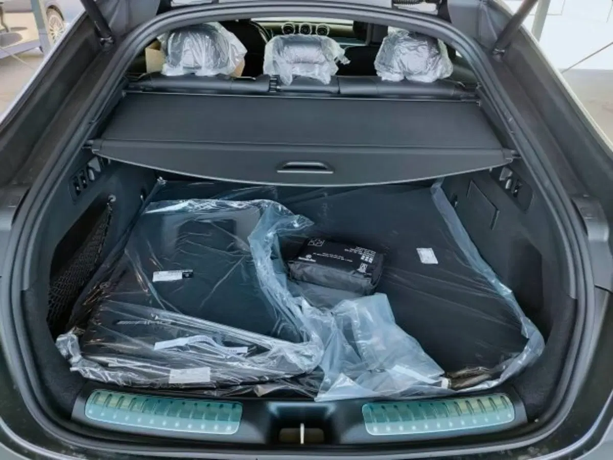 Mercedes-Benz GLC SUV nuova a Teramo (7)