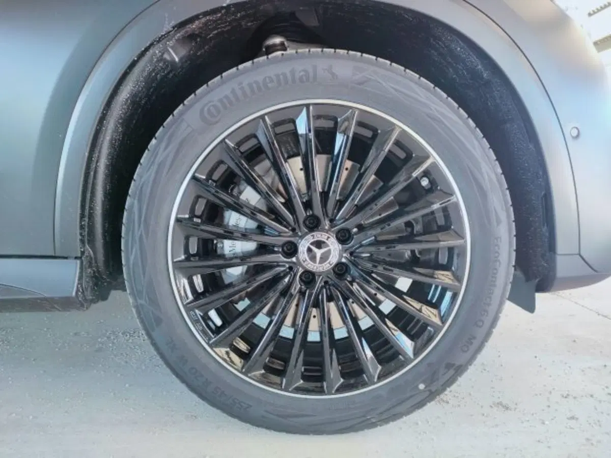 Mercedes-Benz GLC SUV nuova a Teramo (8)