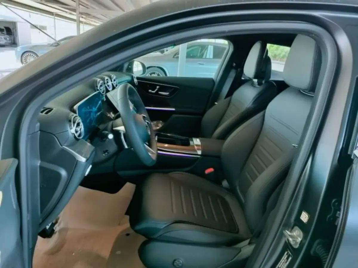 Mercedes-Benz GLC SUV nuova a Teramo (9)