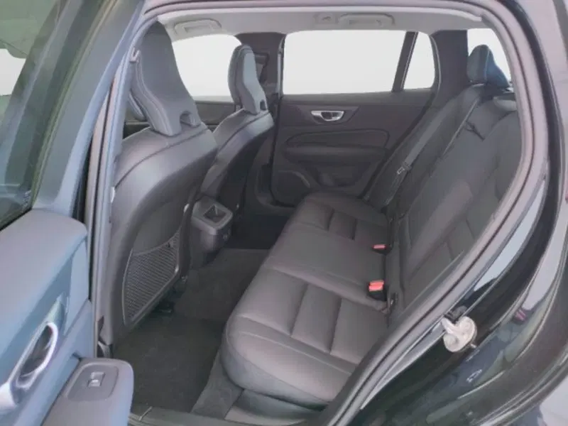 Volvo V60 usata a Teramo (11)