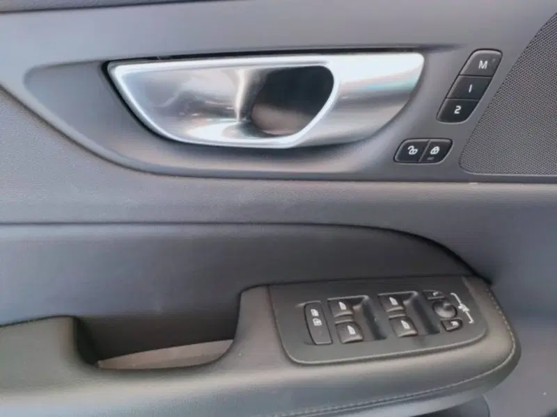 Volvo V60 usata a Teramo (16)