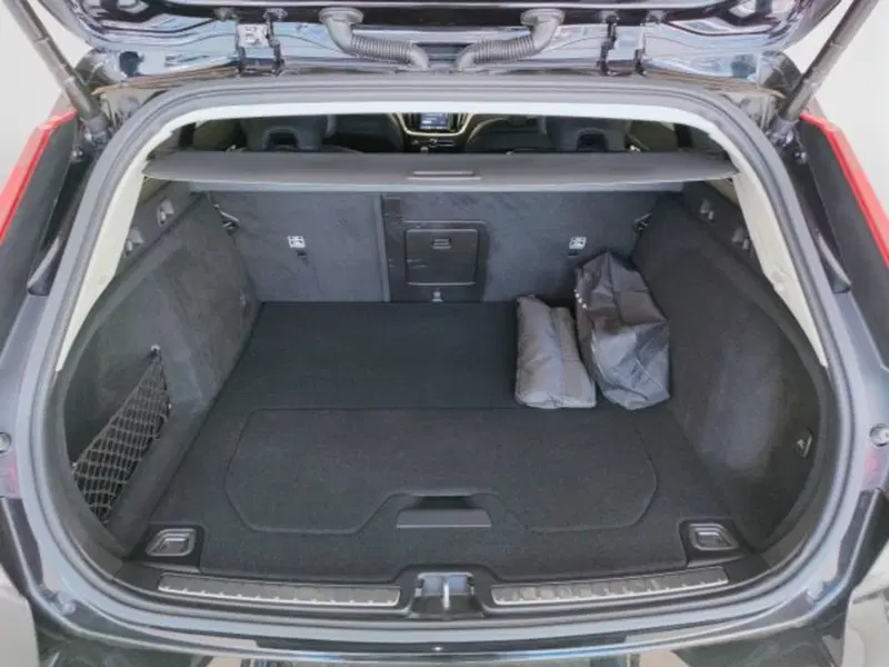Volvo V60 usata a Teramo (9)