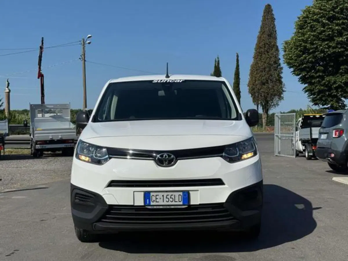 Toyota Proace usata a Lucca (2)