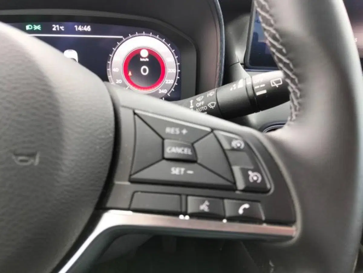 Nissan Juke usata a Como (11)