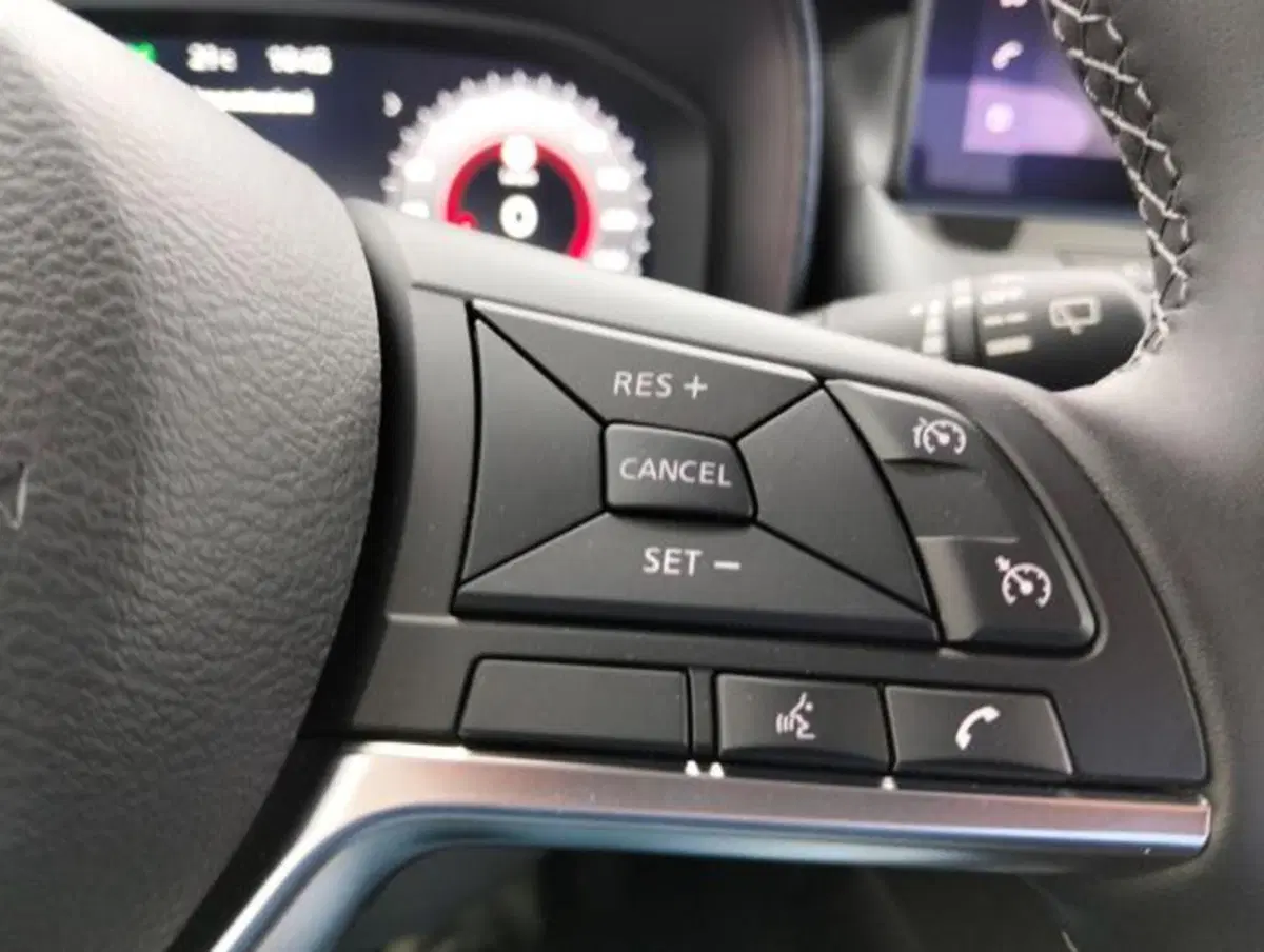 Nissan Juke nuova a Como (11)