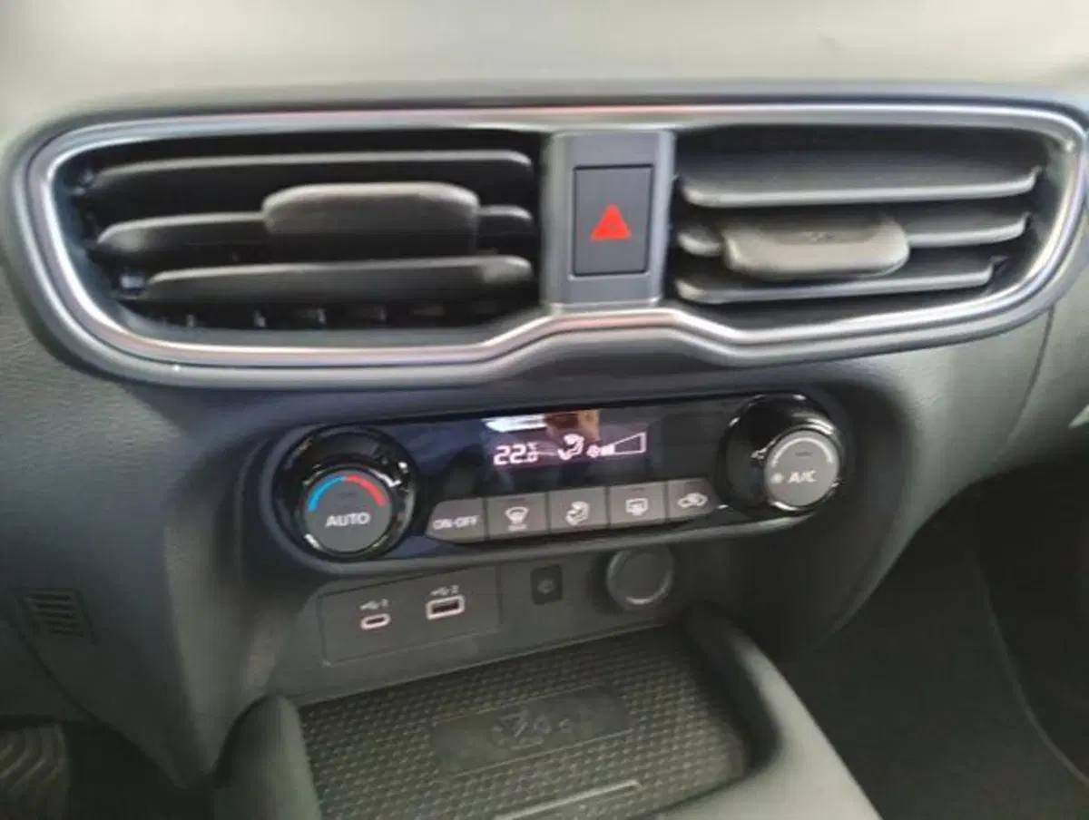 Nissan Juke nuova a Como (14)