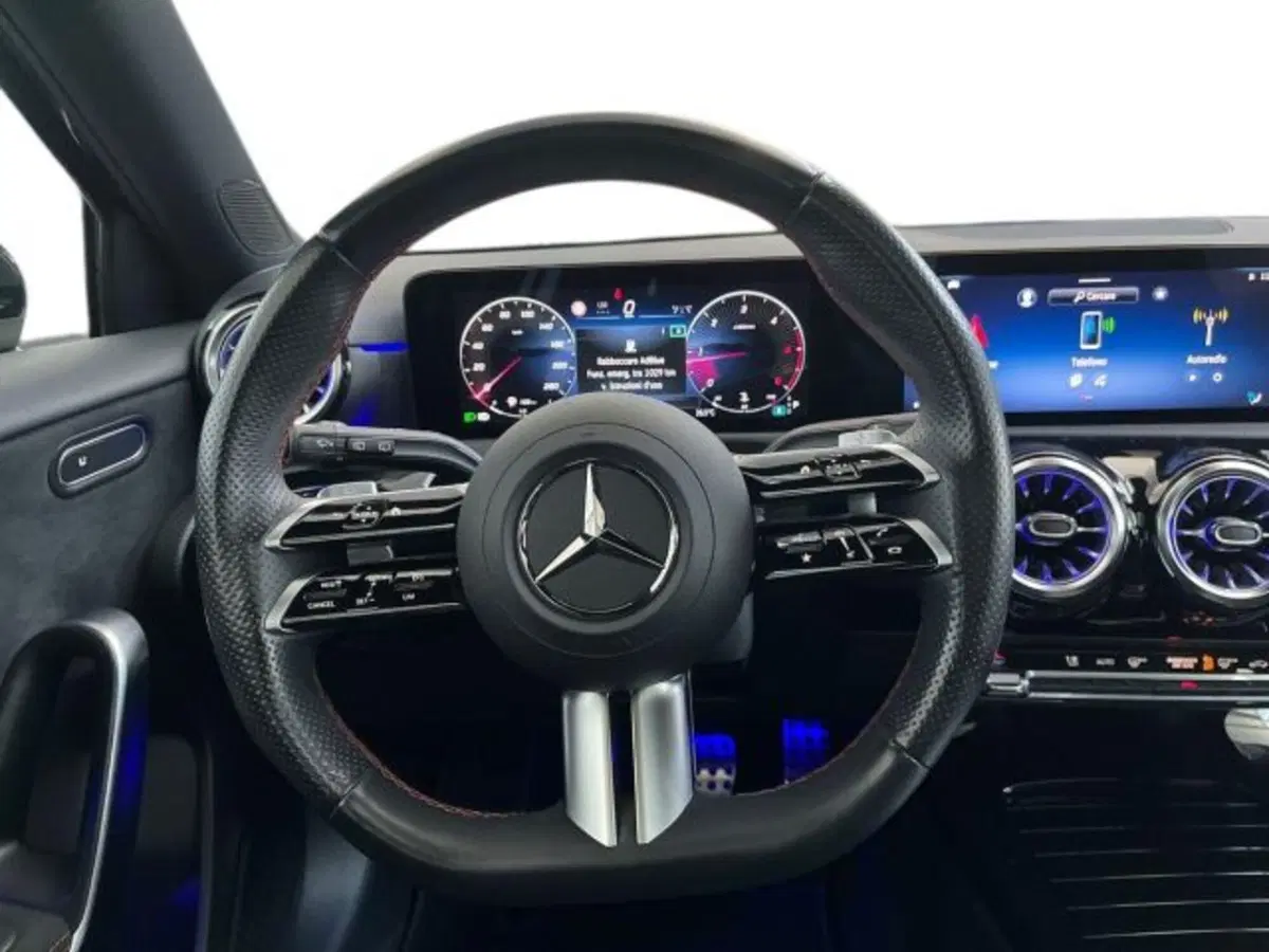 Mercedes-Benz Classe A Sedan usata a Verona (11)