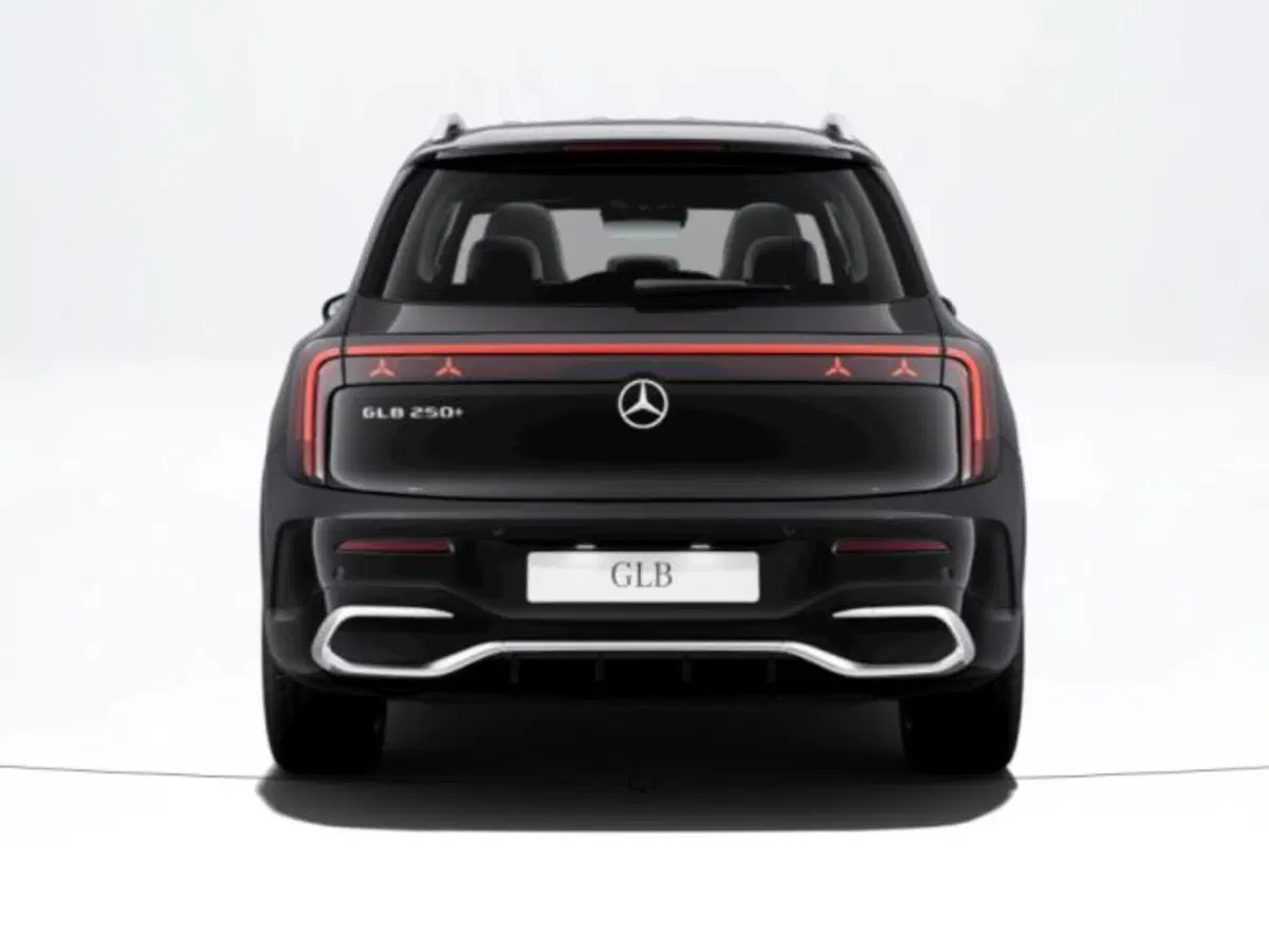Mercedes-Benz GLB EQ nuova a Verona (4)