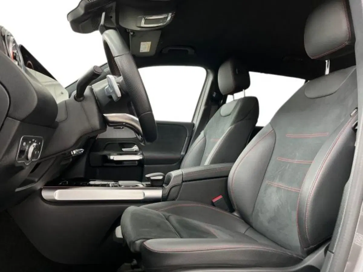 Mercedes-Benz EQB usata a Verona (10)