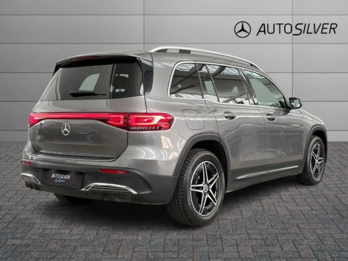 Mercedes-Benz EQB usata a Verona (2)