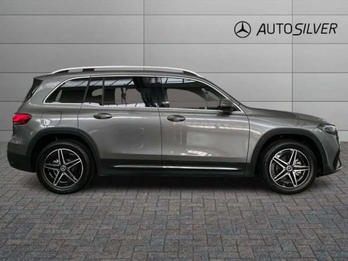 Mercedes-Benz EQB usata a Verona (5)