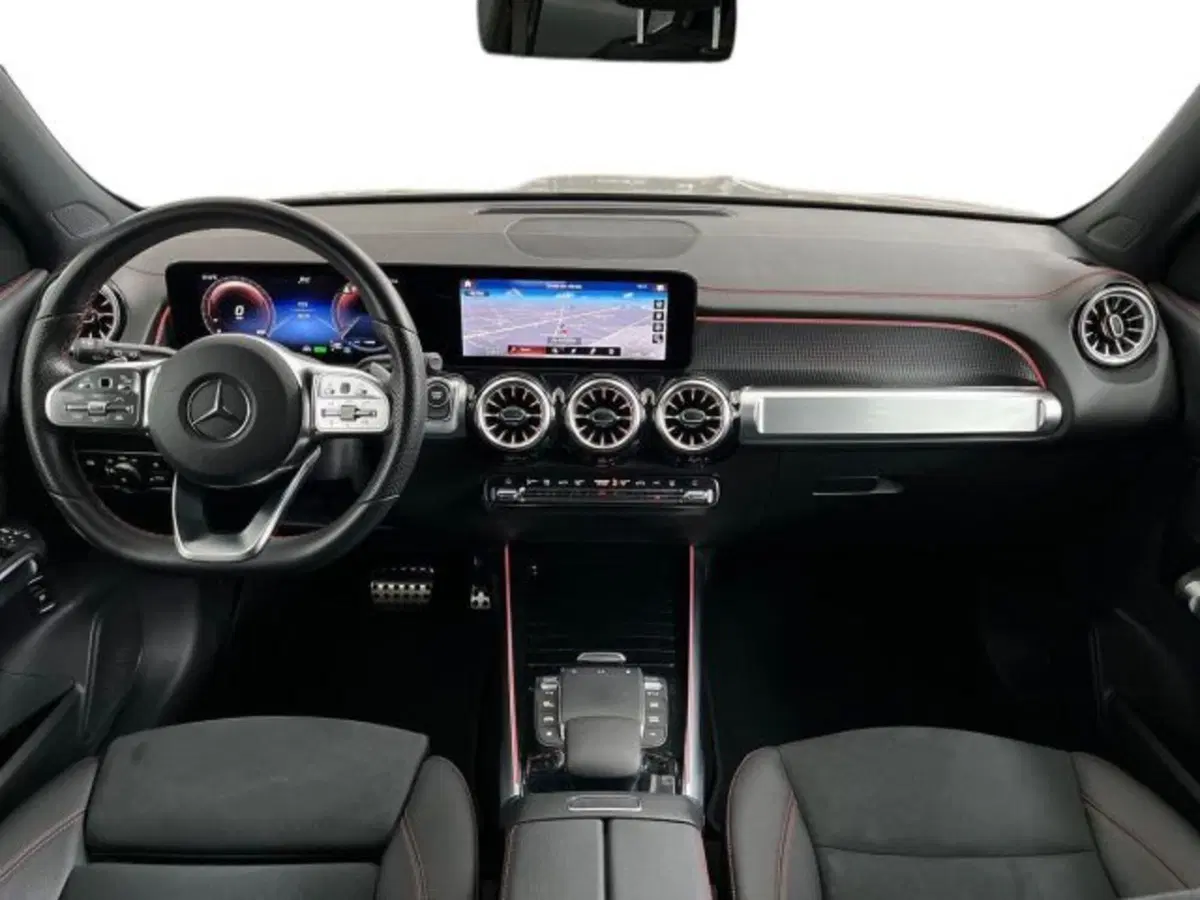 Mercedes-Benz EQB usata a Verona (9)