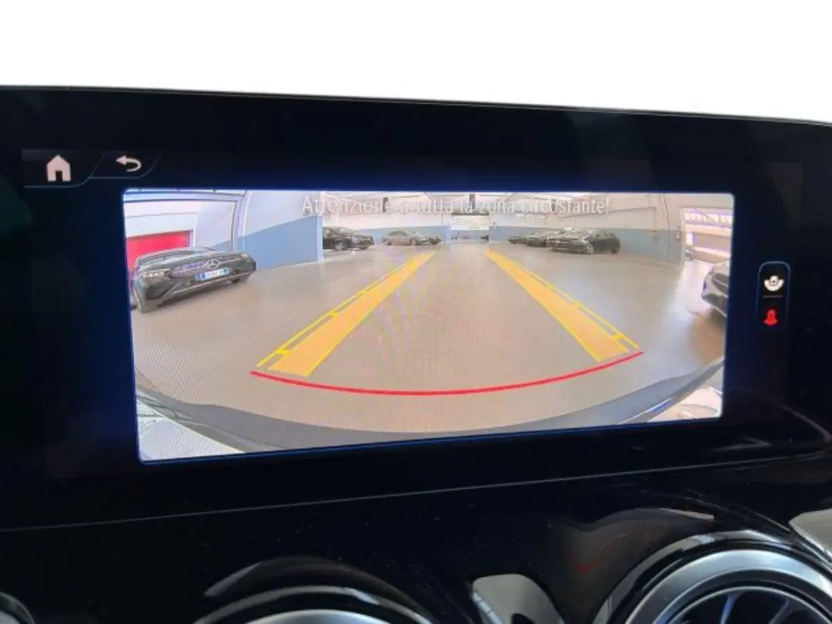 Mercedes-Benz EQB usata a Verona (12)