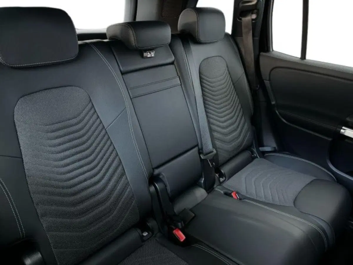 Mercedes-Benz EQB usata a Verona (15)