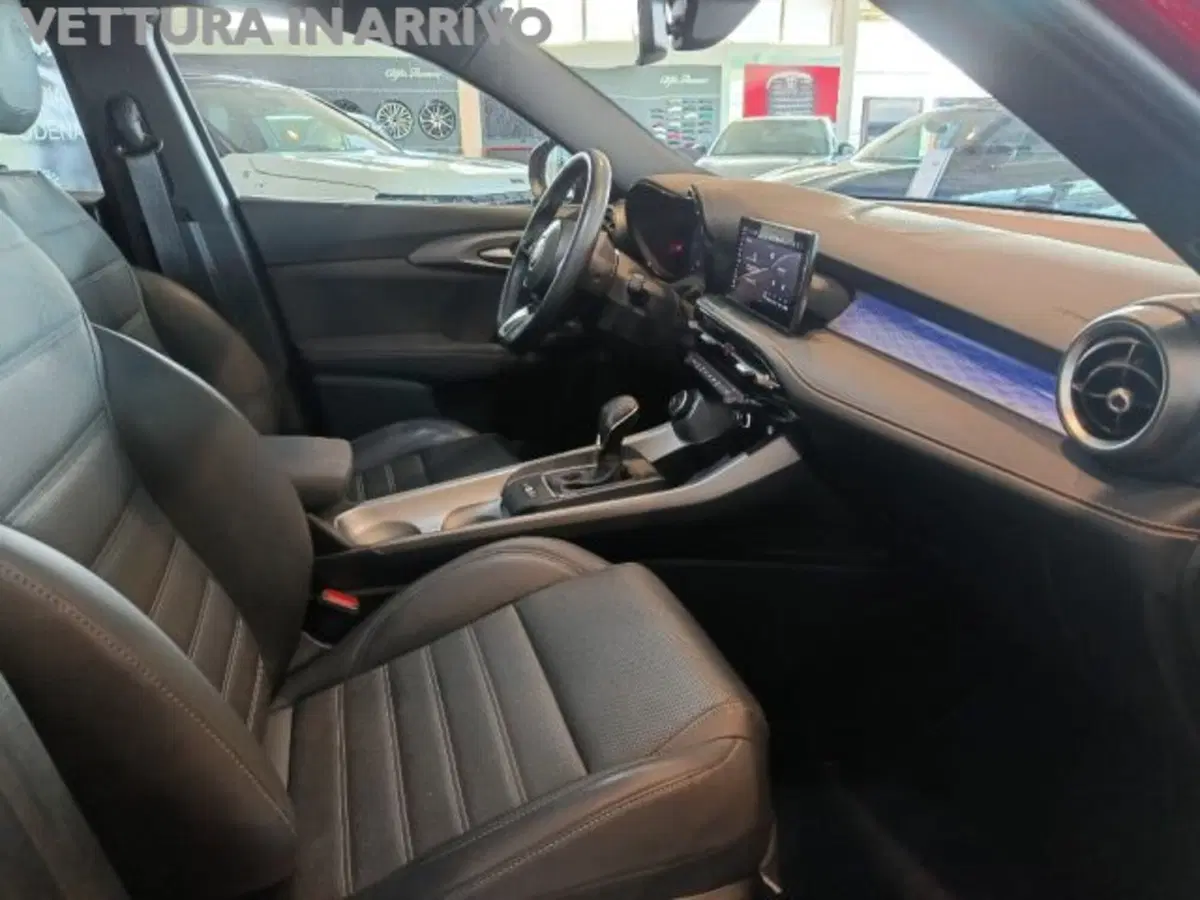 Alfa Romeo Tonale usata a Modena (13)