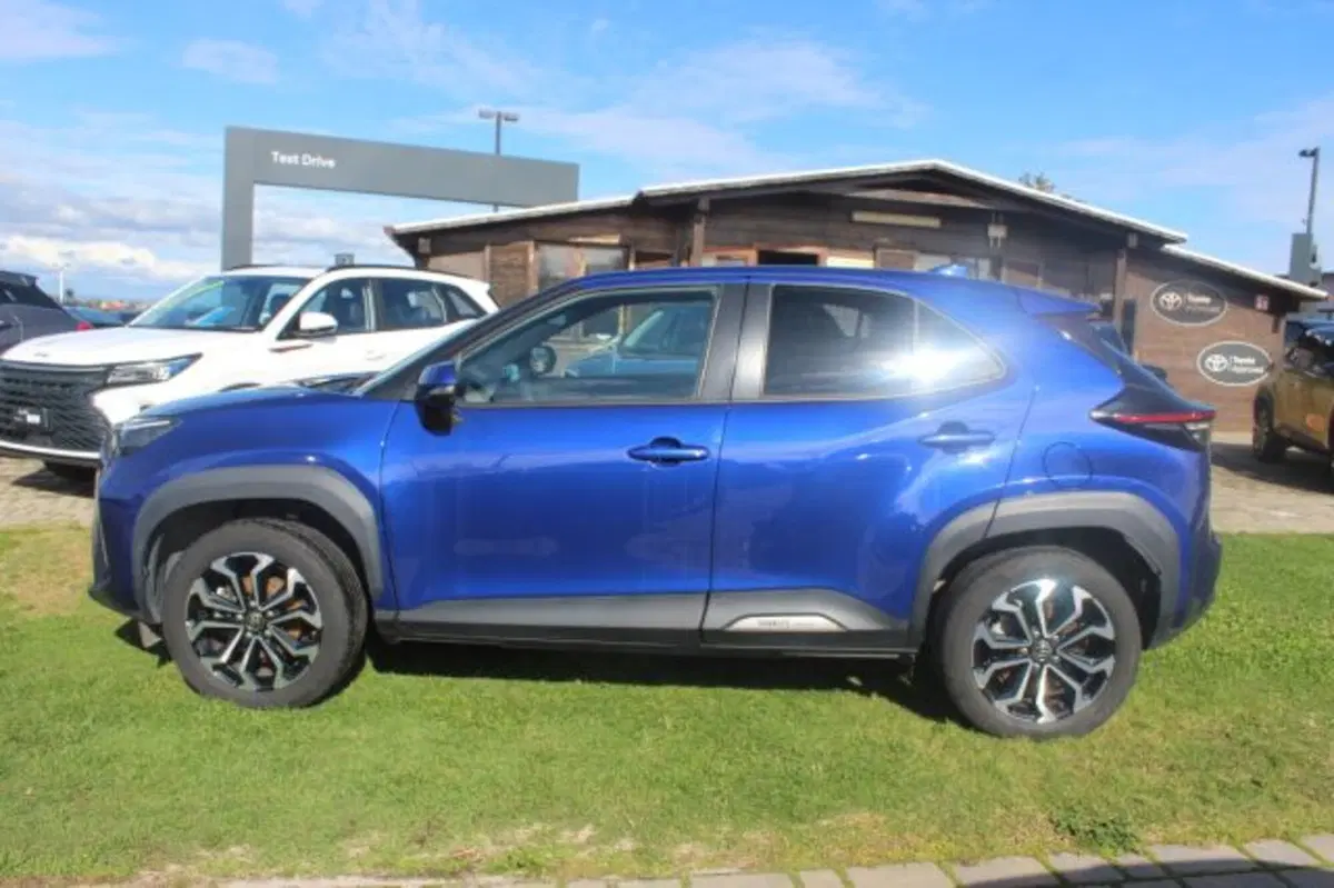 Toyota Yaris Cross usata a Roma (3)