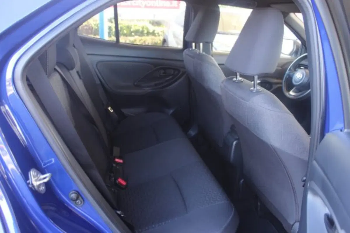 Toyota Yaris Cross usata a Roma (8)