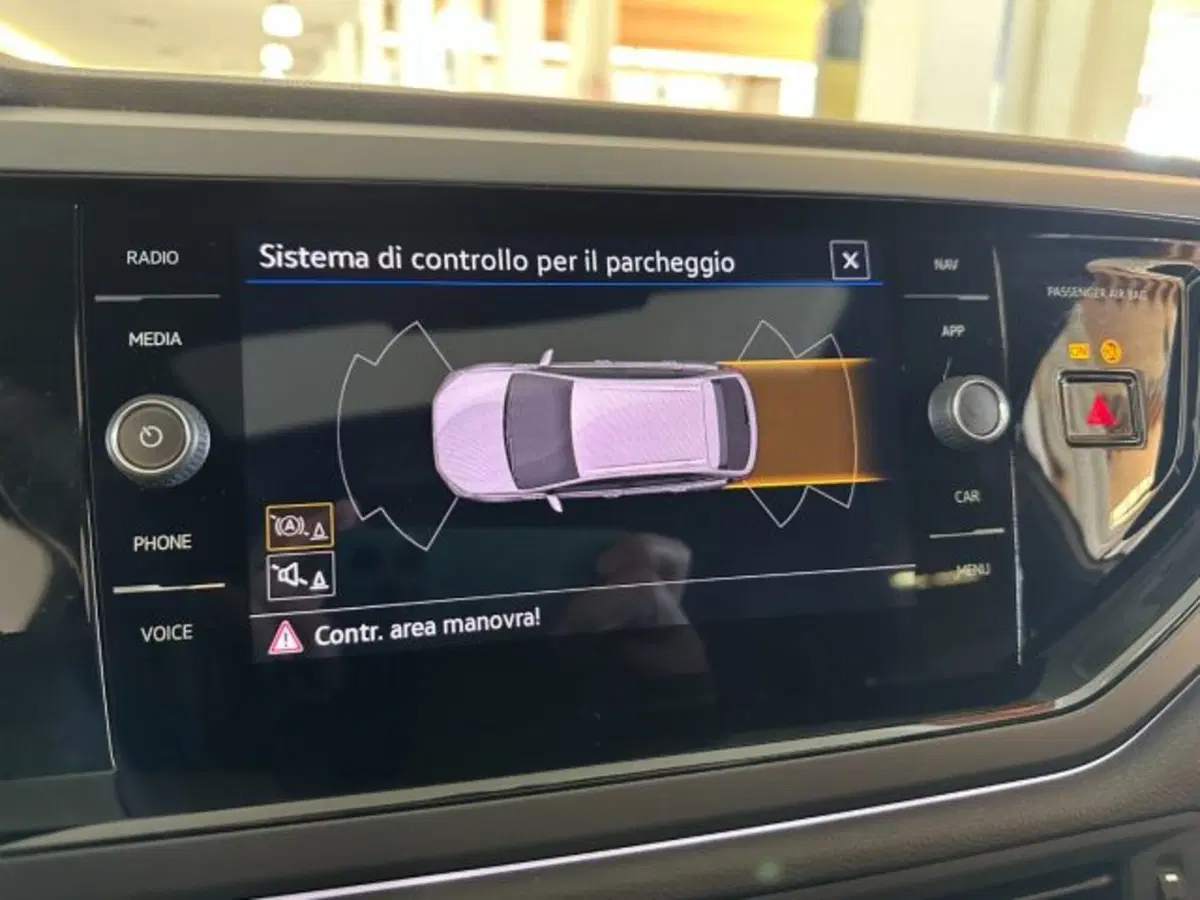 Volkswagen Taigo usata a Vicenza (12)