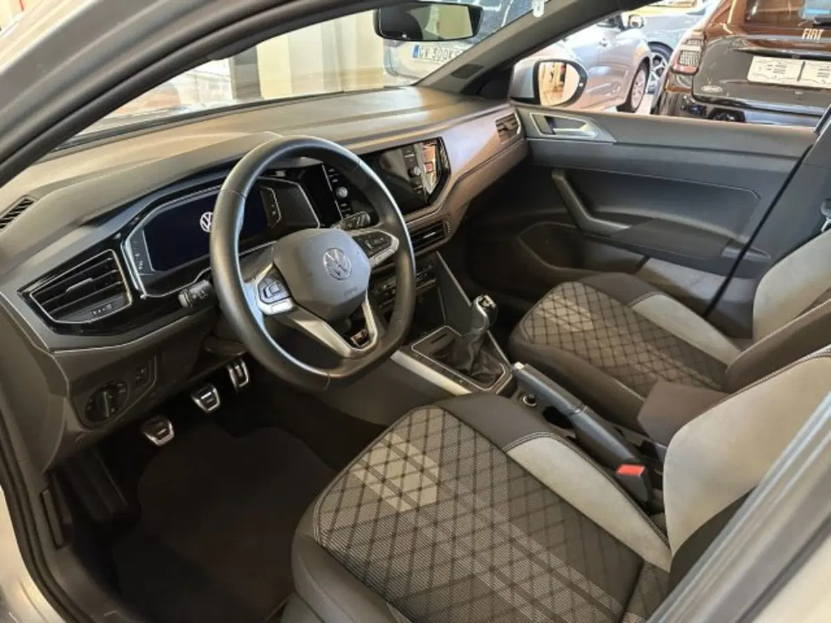 Volkswagen Taigo usata a Vicenza (7)