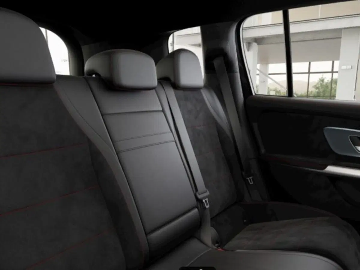 Mercedes-Benz GLB EQ nuova a Verona (7)