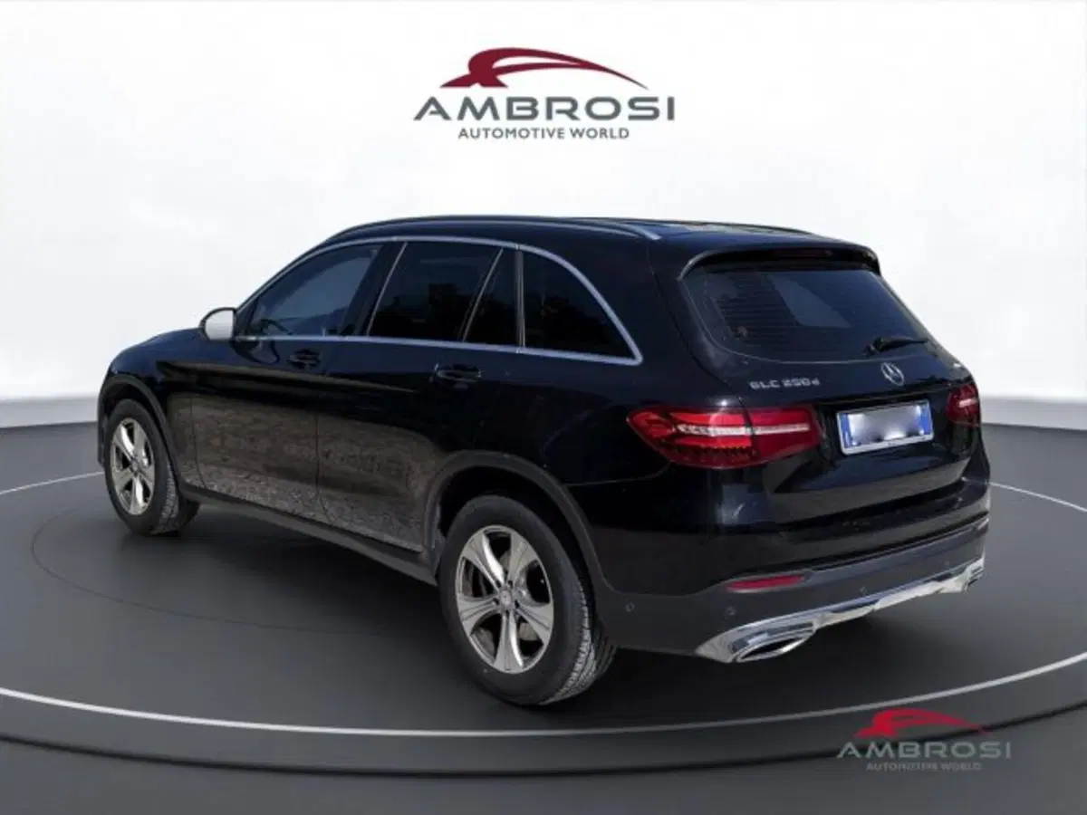 Mercedes-Benz GLC SUV usata a Perugia (4)