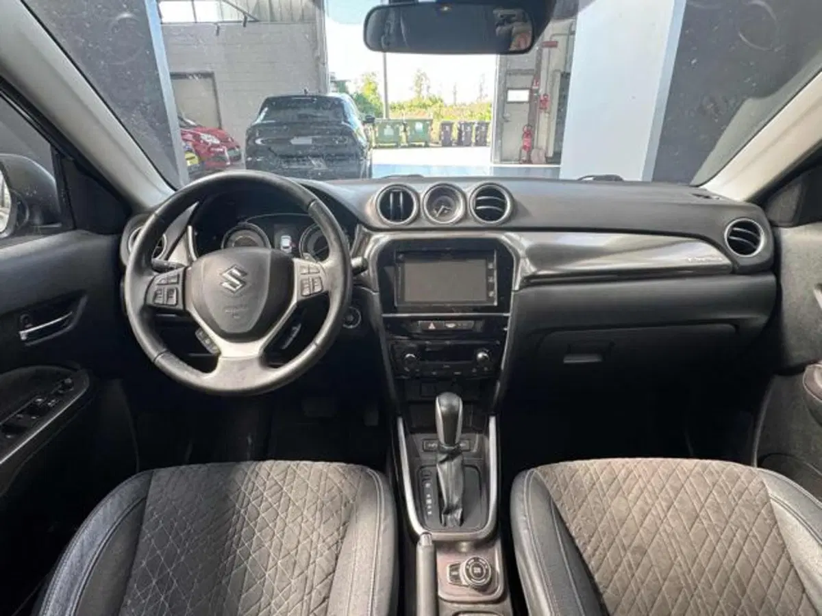 Suzuki Vitara usata a Vercelli (10)