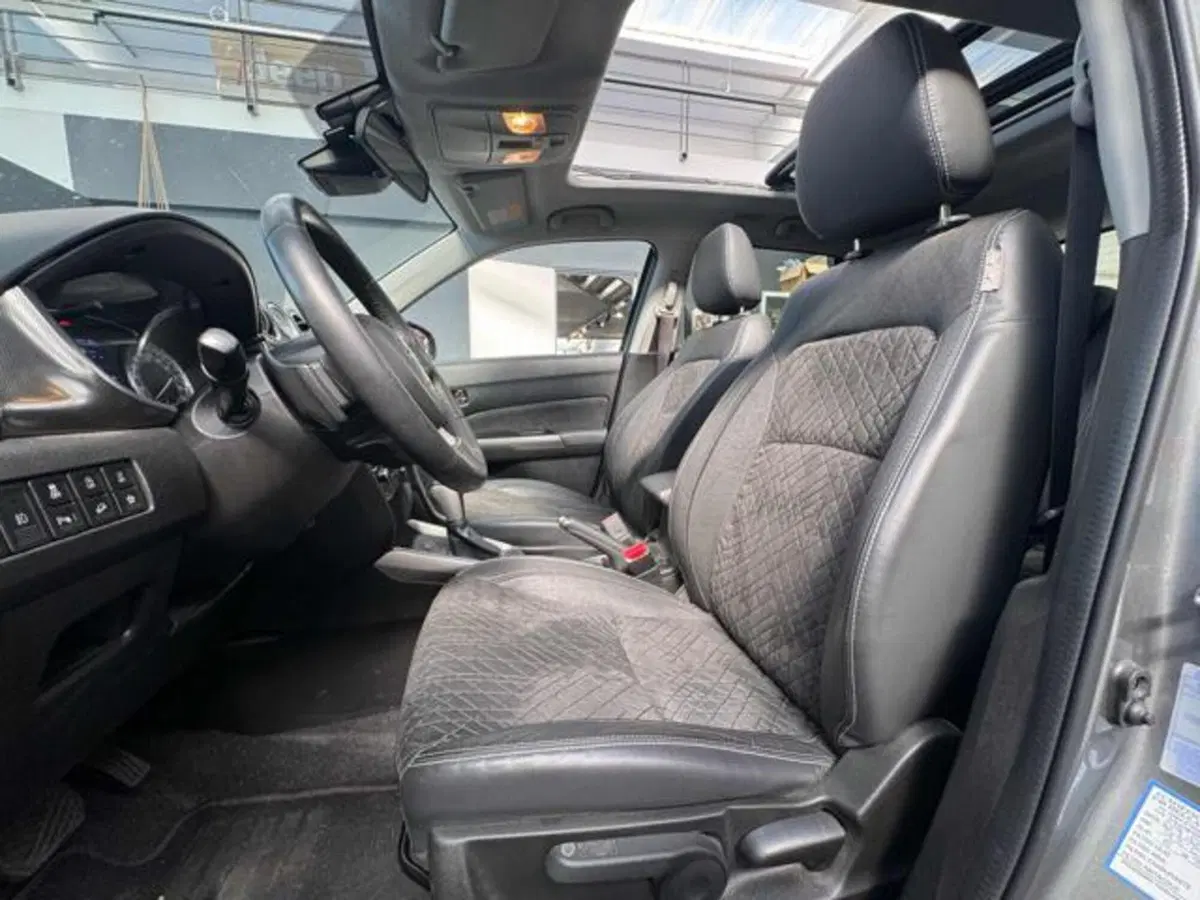 Suzuki Vitara usata a Vercelli (14)