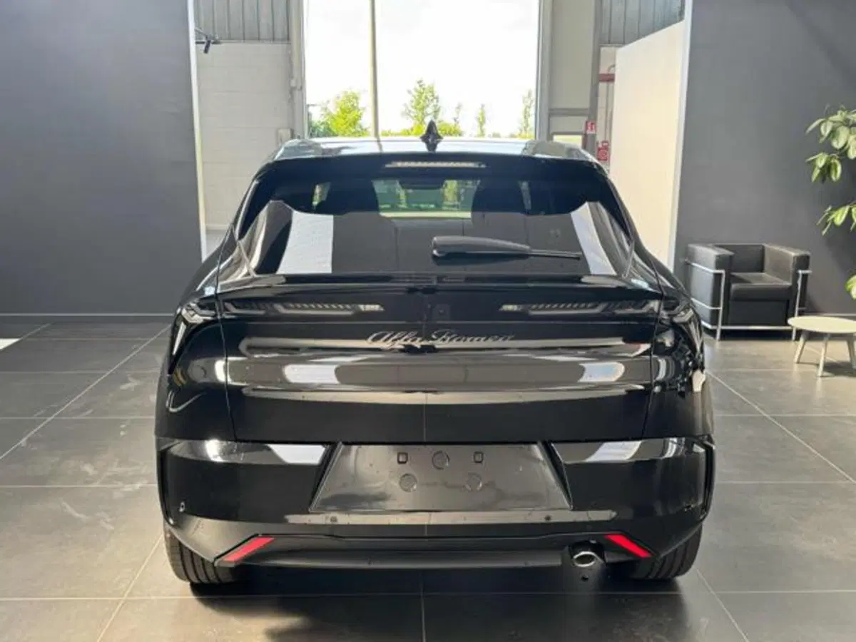 Alfa Romeo Junior nuova a Vercelli (6)