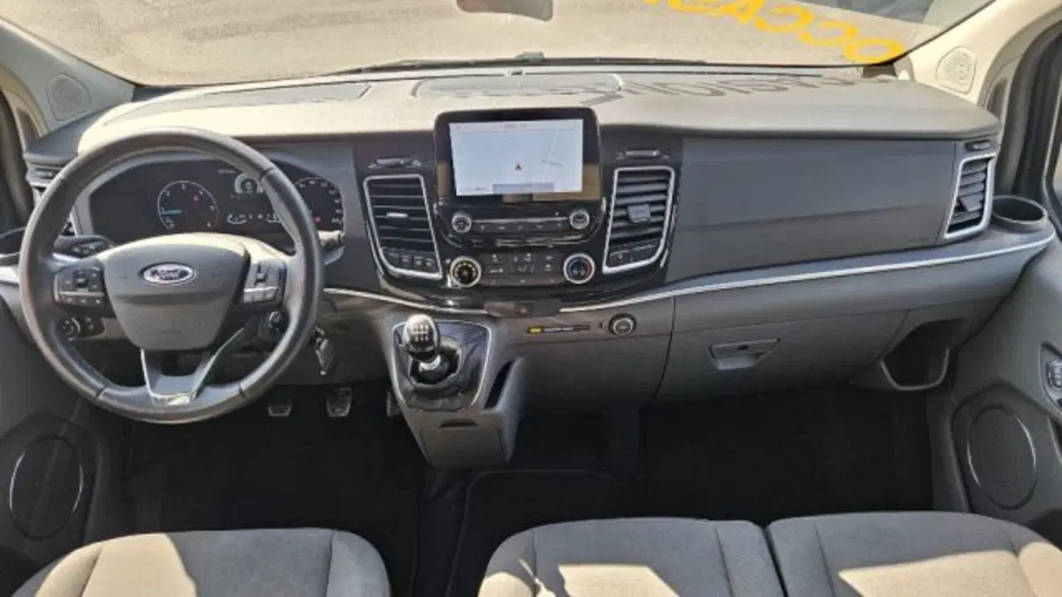 Ford Tourneo Custom usata a Lucca (16)