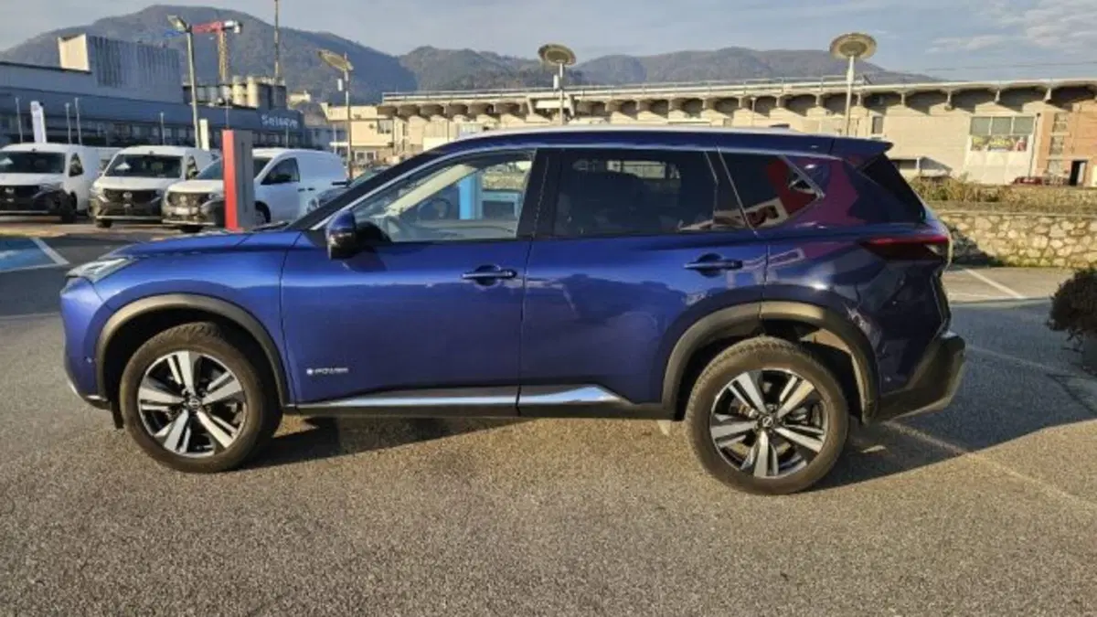 Nissan X-Trail usata a Lucca (7)