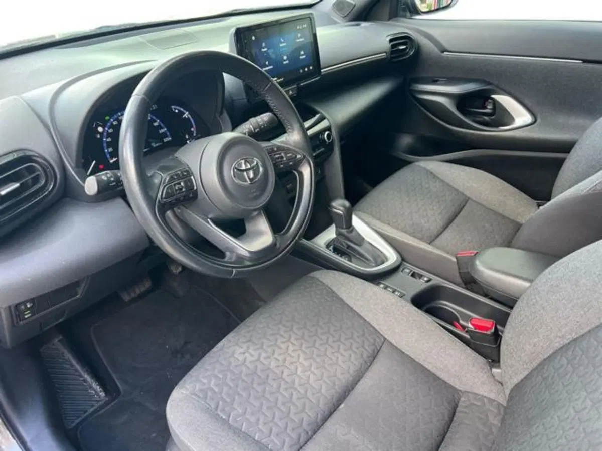 Toyota Yaris Cross usata a Sassari (7)