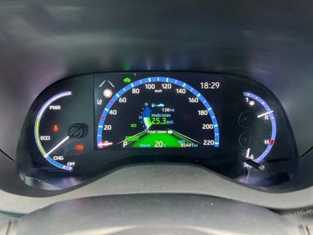 Toyota Yaris Cross usata a Sassari (9)
