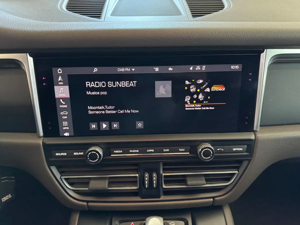 Porsche Macan usata a Varese (15)