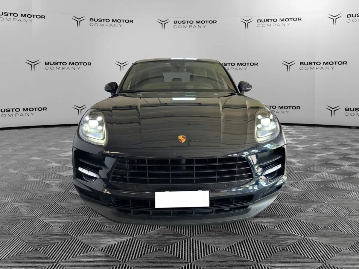 Porsche Macan usata a Varese (2)