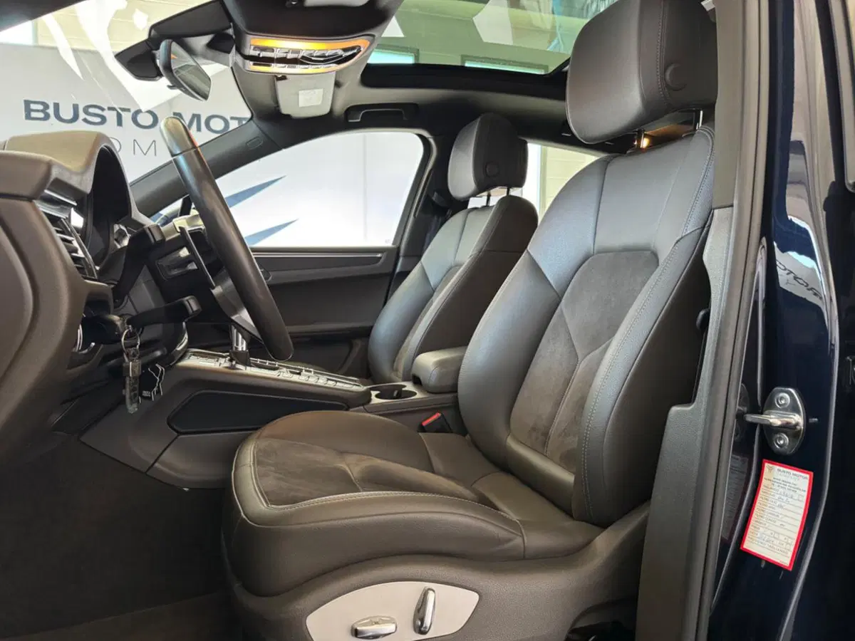Porsche Macan usata a Varese (9)