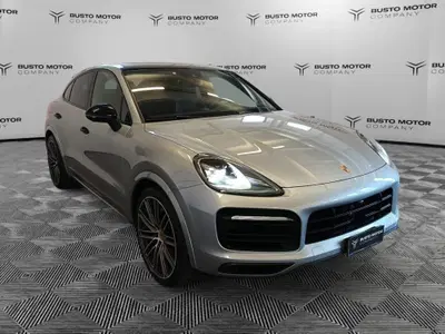 Porsche Cayenne 3.0 V6 E-Hybrid del 2019 usata a Varese