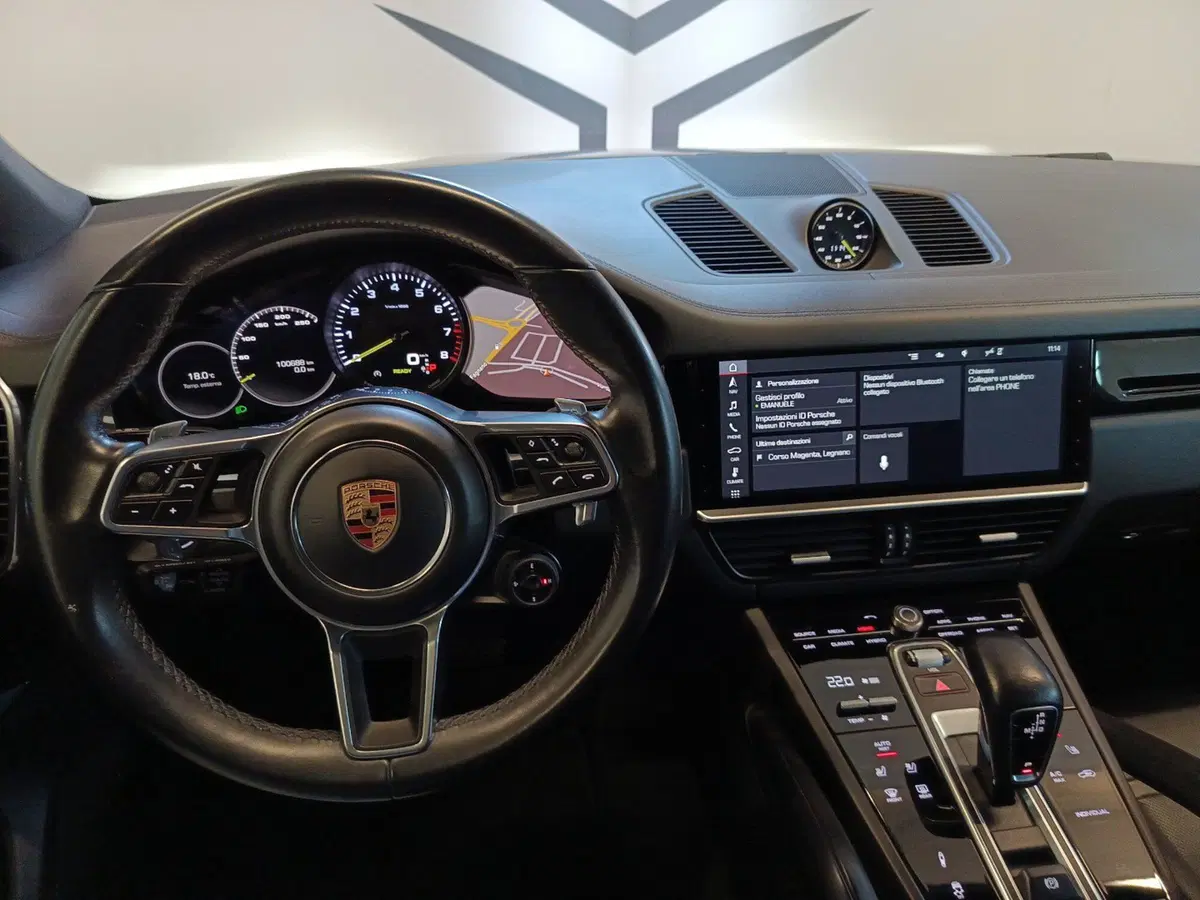 Porsche Cayenne usata a Varese (11)