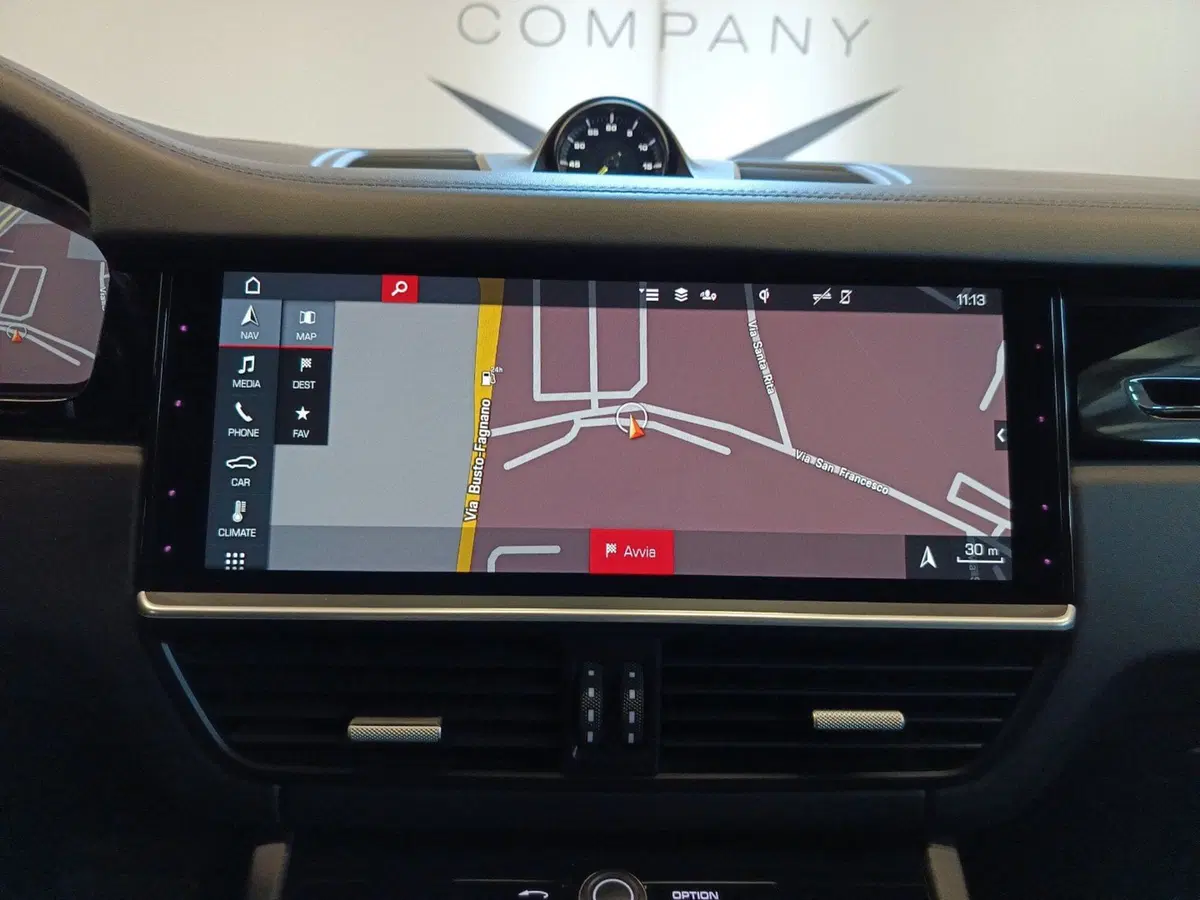 Porsche Cayenne usata a Varese (14)