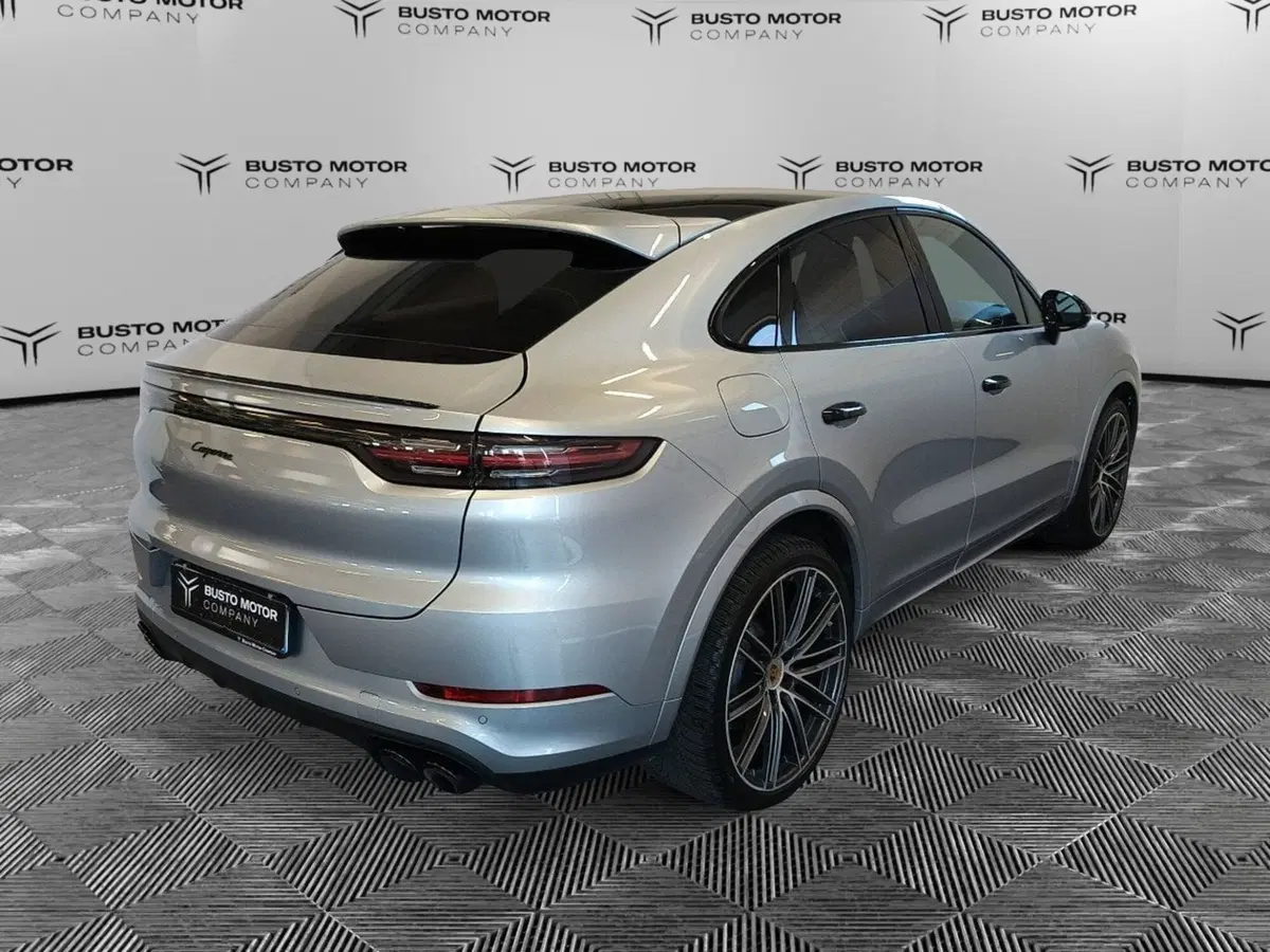 Porsche Cayenne usata a Varese (4)