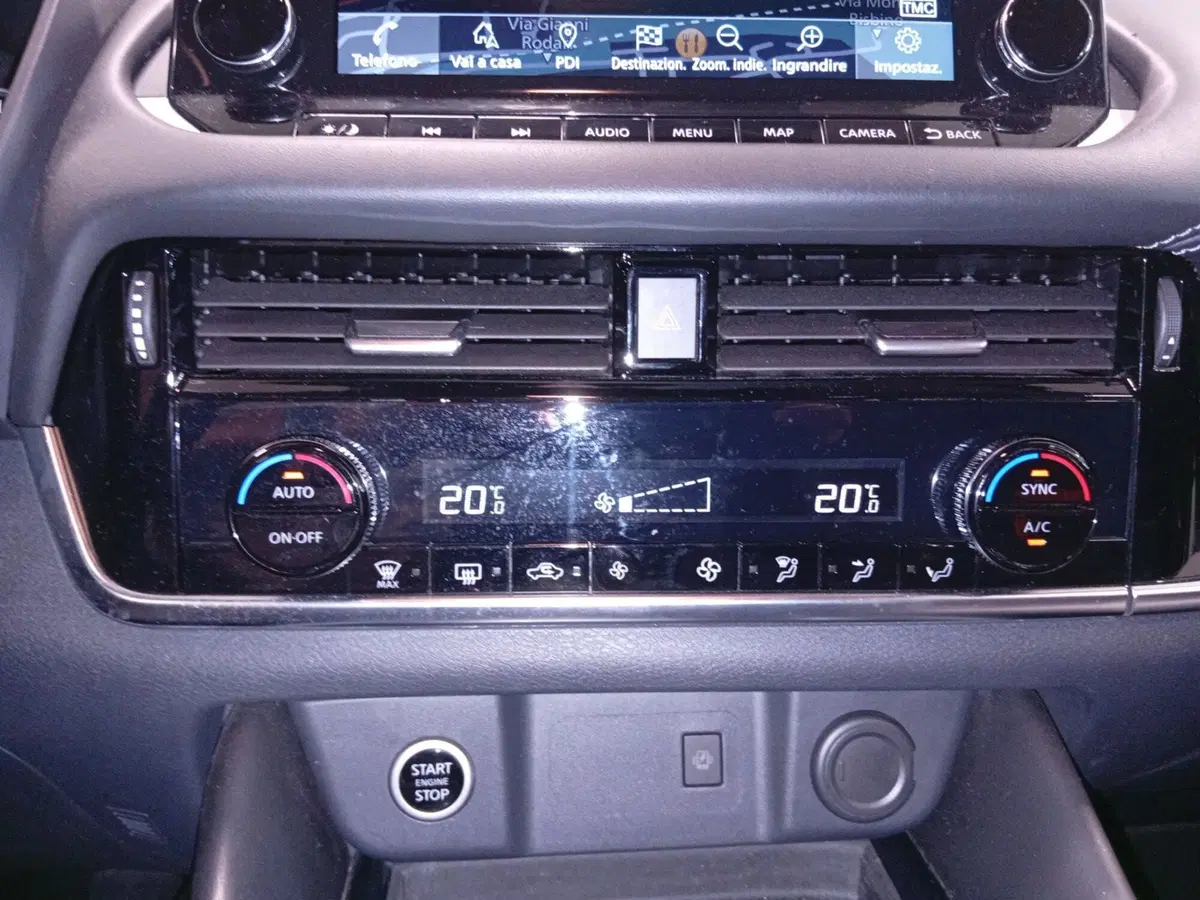 Nissan Qashqai usata a Varese (13)