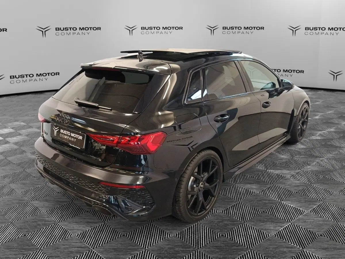 Audi RS 3 Sportback usata a Varese (4)