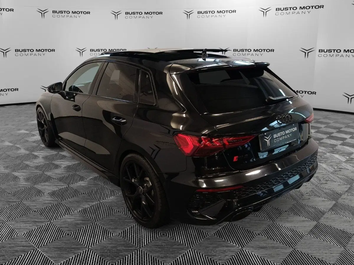 Audi RS 3 Sportback usata a Varese (6)