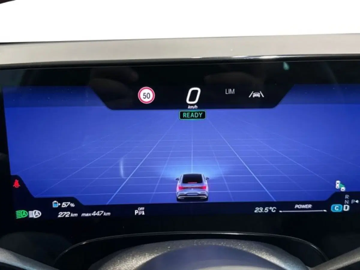 Mercedes-Benz CLA EQ usata a Avellino (12)